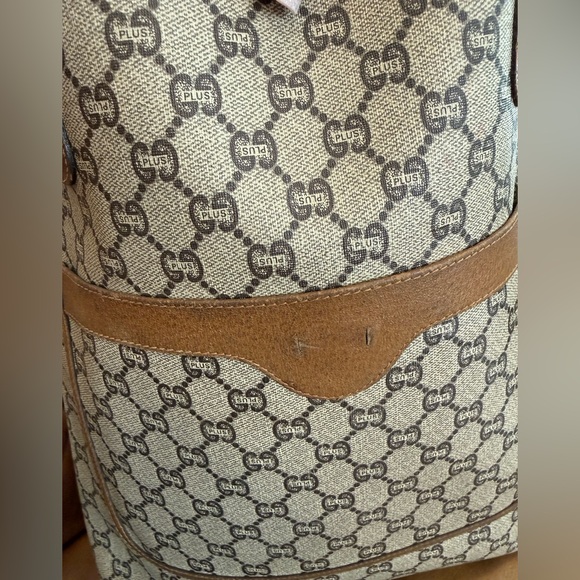 Vintage Gucci Plus Sherry line Tote - Picture 12 of 14